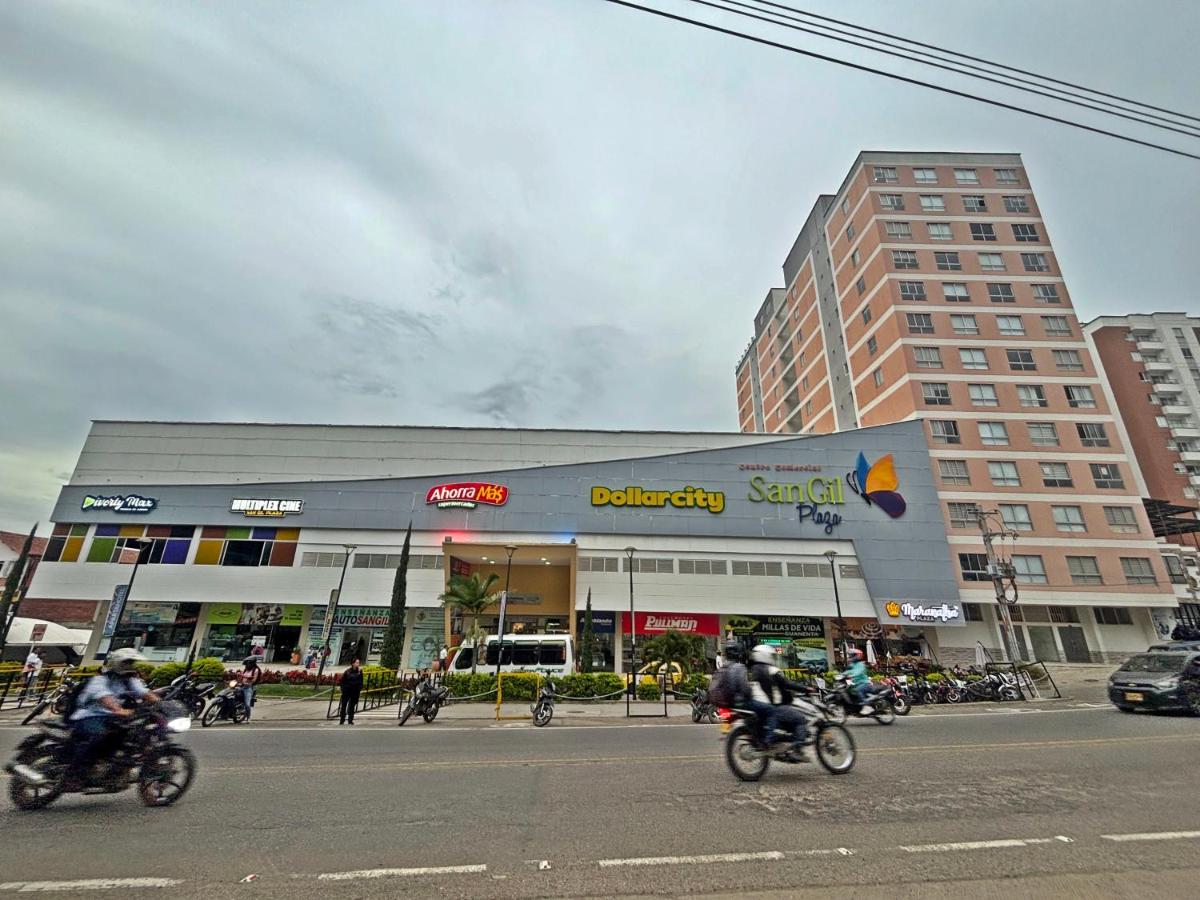 Exclusivo Apartamento Plaza Con Piscina - B&B