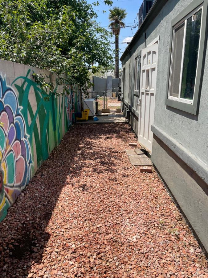 Studio FQ Story Phoenix 1 - B&B