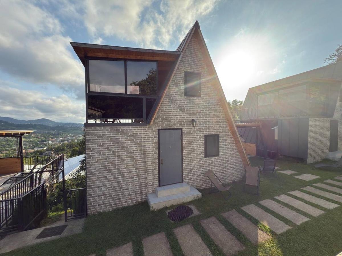 Cottage house of light B - B&B Batumi