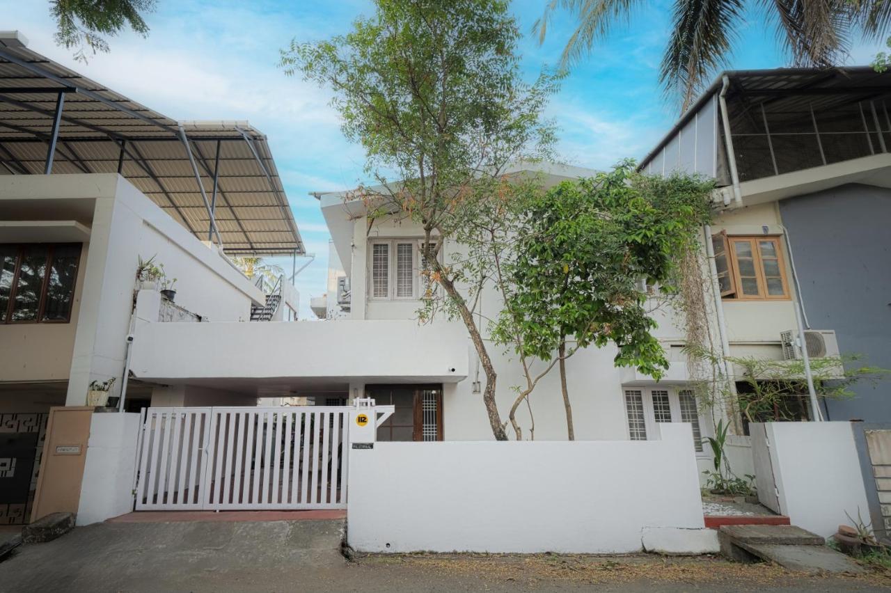Cozy Studio - Panampilly Nagar - Chambres d’hôtes Kochi