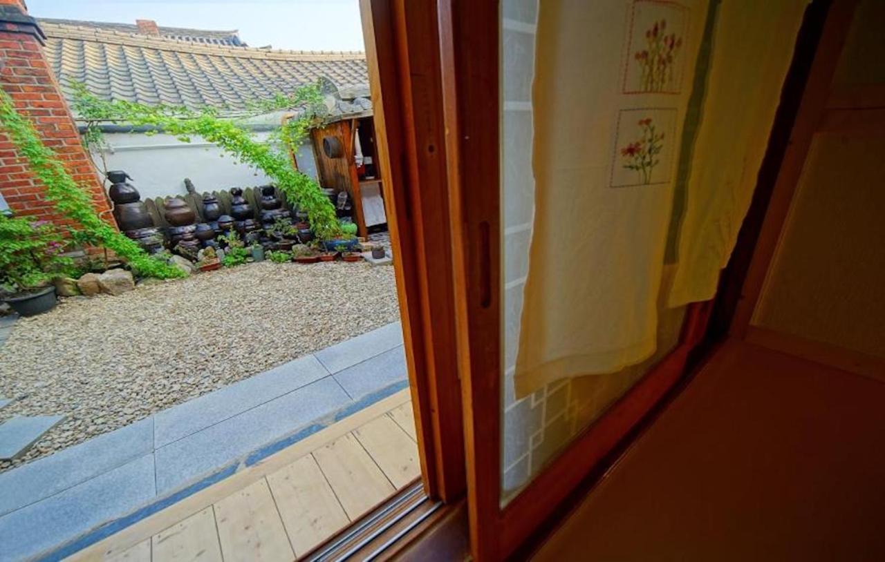 Korean-Style Superior Room