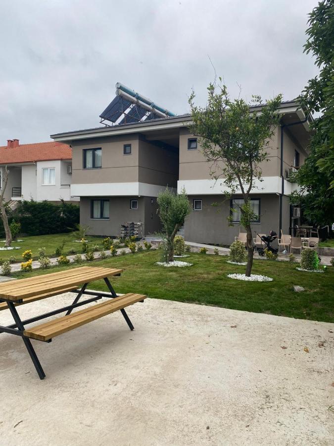 Yellice Apart - Bed and Breakfast Kemer