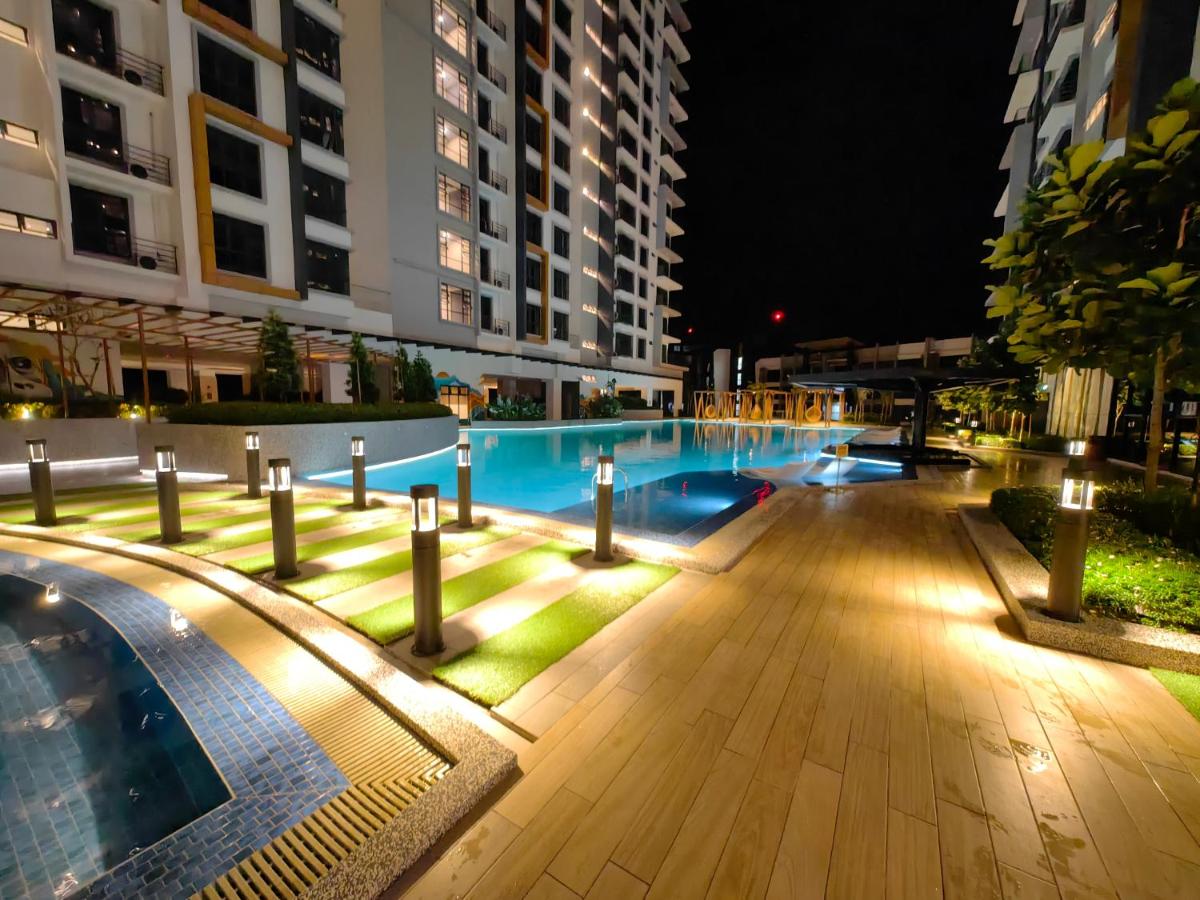 Near Airport K Avenue Homestay - B&B Penampang
