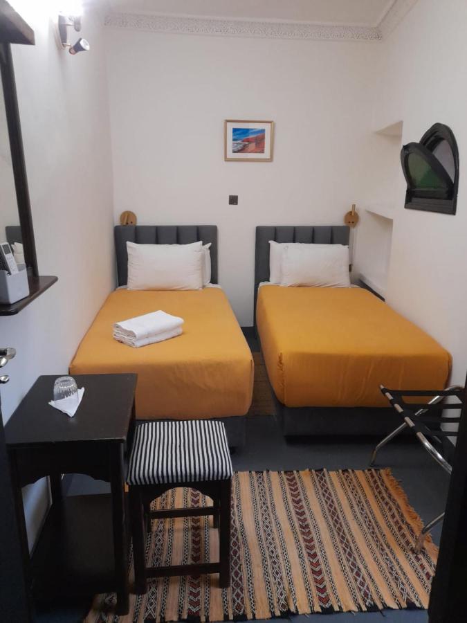 Tweepersoonskamer met 2 Aparte Bedden