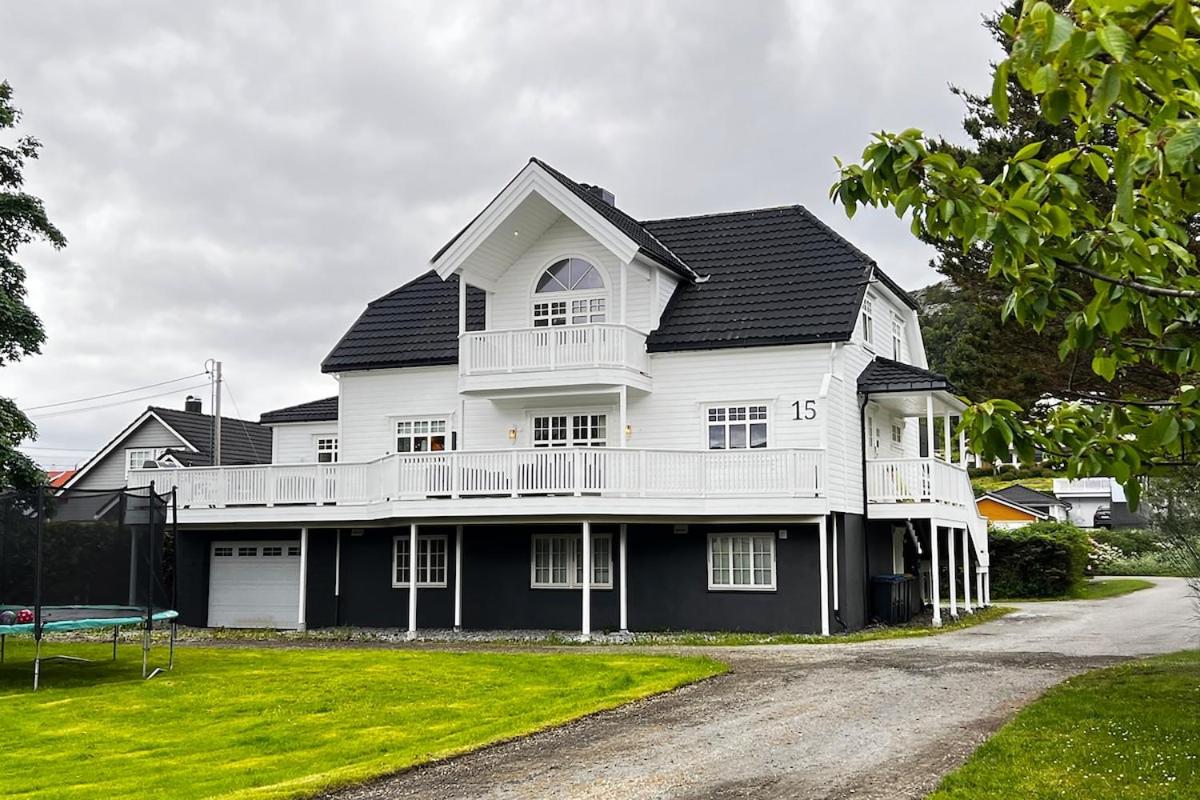 Nordic Villa Retreat - B&B