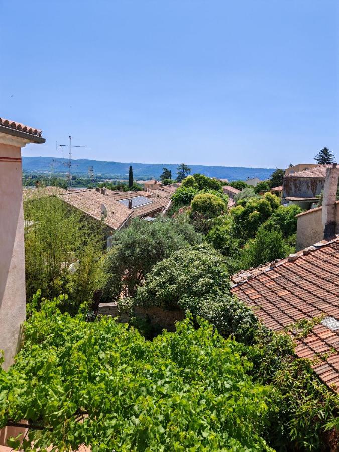 Studio dans village provençal - B&B