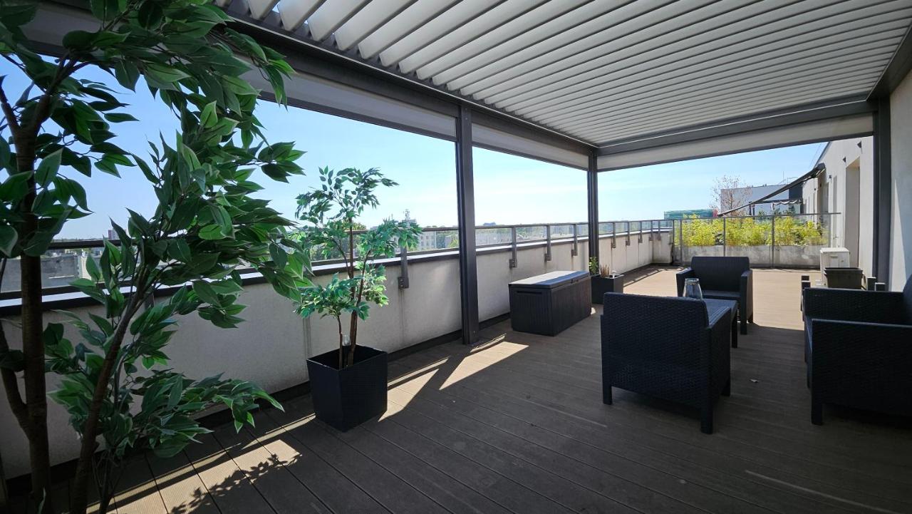 Apartament Coco Xanel- Parking- WiFi - Klimatyzacja- FV - B&B