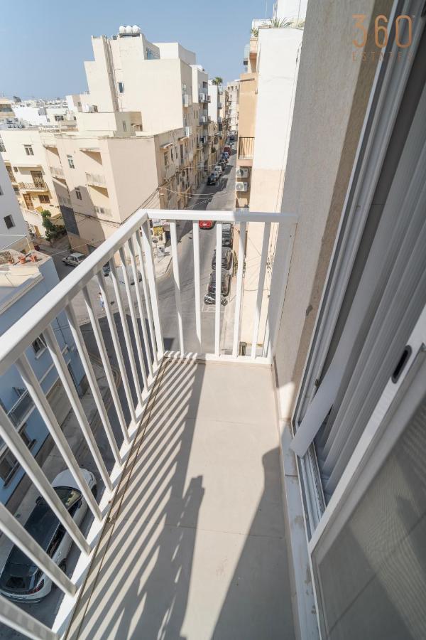 Cosy 1BR fully equipped Apt with balcony with WIFI by 360 Estates - Ferienwohnung Il-Gżira