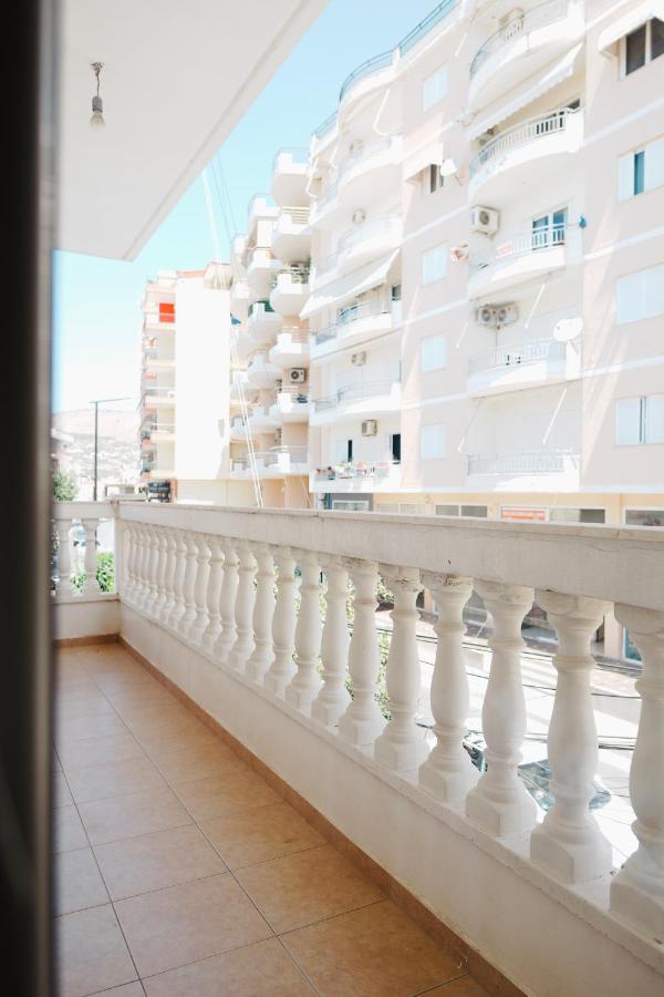 Sunny View Apartment - B&B Sarandë