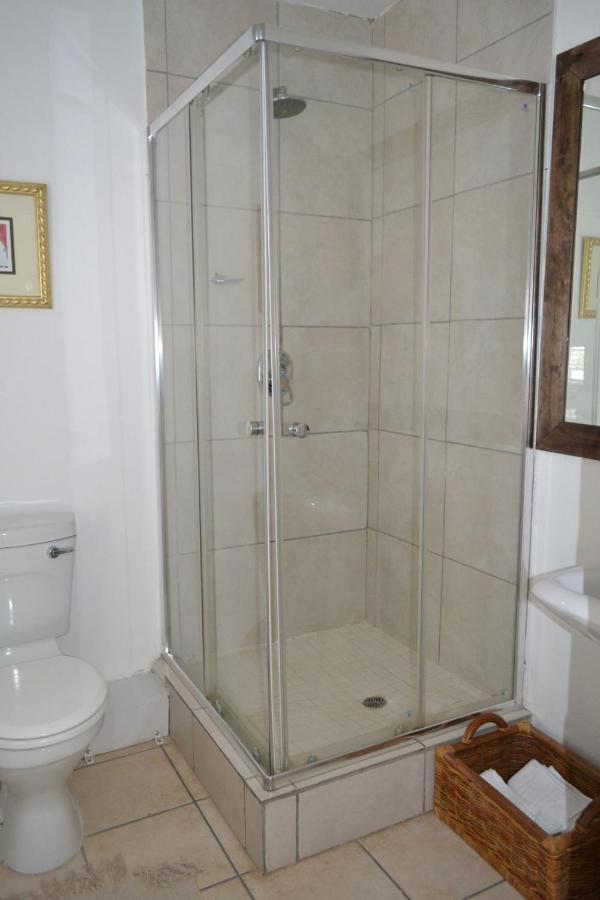 5 Woodmead Suites - B&B Johannesburg