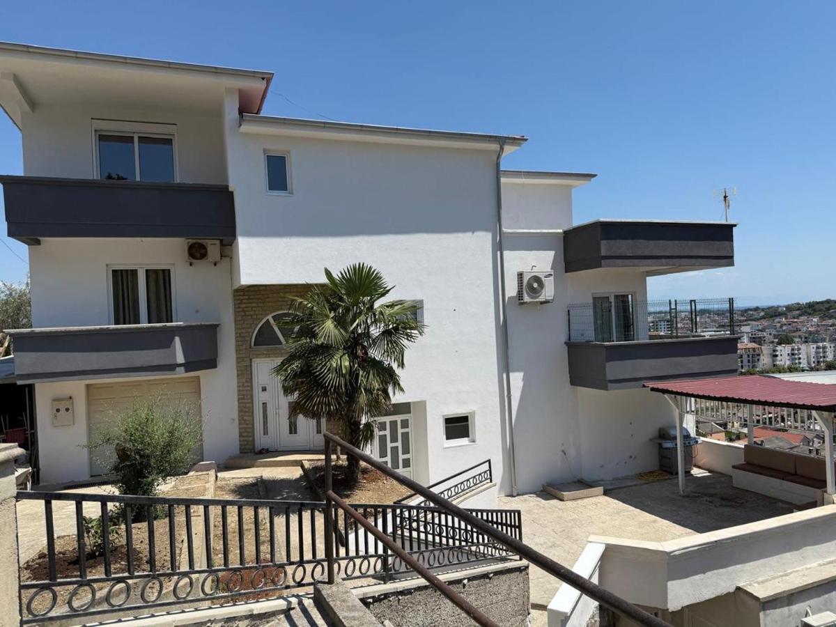 Doris Apartment Ulcinj Montenegro - Ferienwohnung Ulcinj