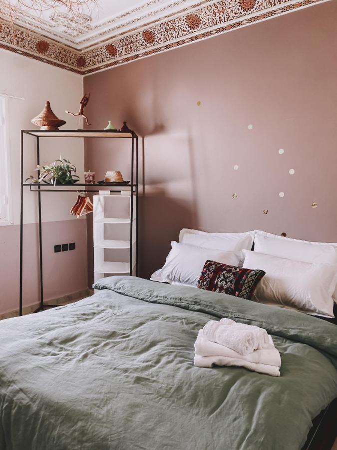 Appartamento con 2 Camere da Letto, Balcone e Terrazza