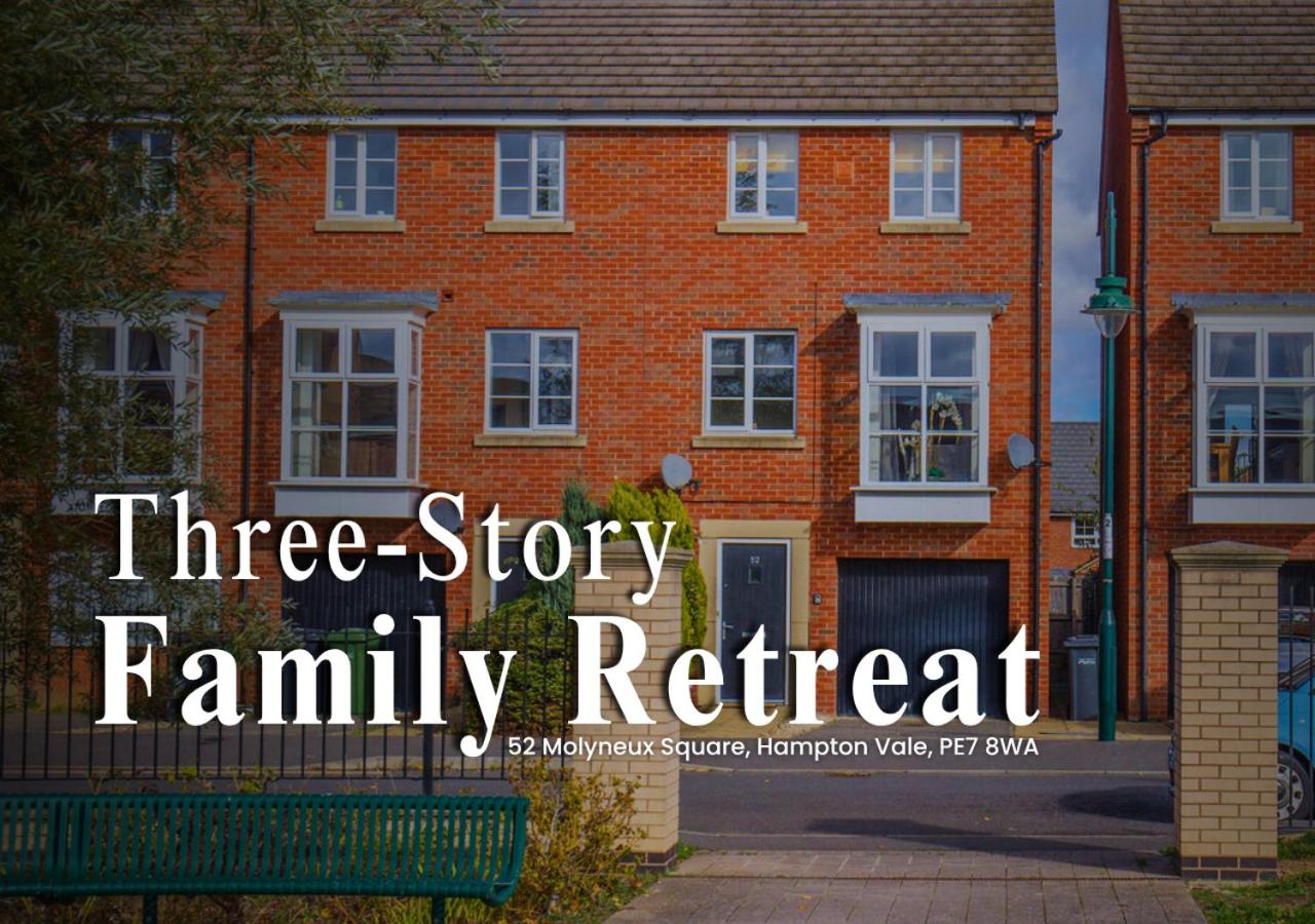 CB Stays - 5 Bedroom House in Molyneux Square Peterborough - B&B