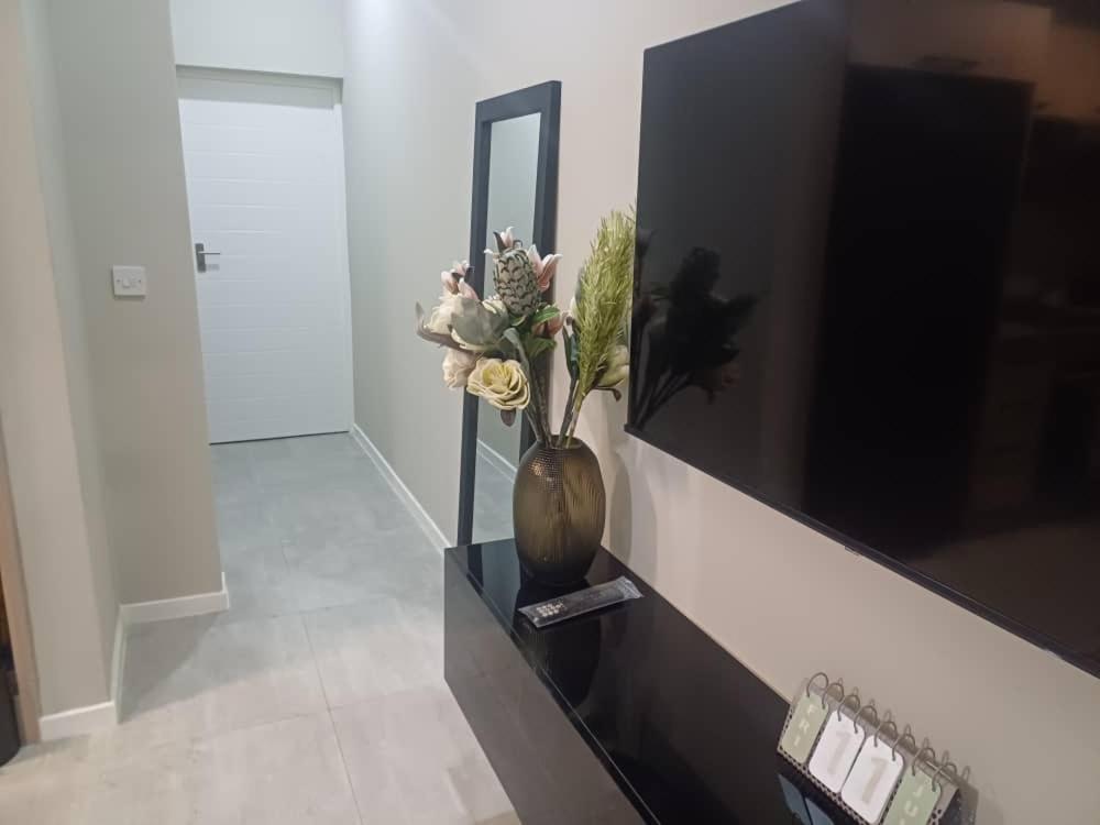 Anostars Apartment C2 ground floor - B&B Gaborone