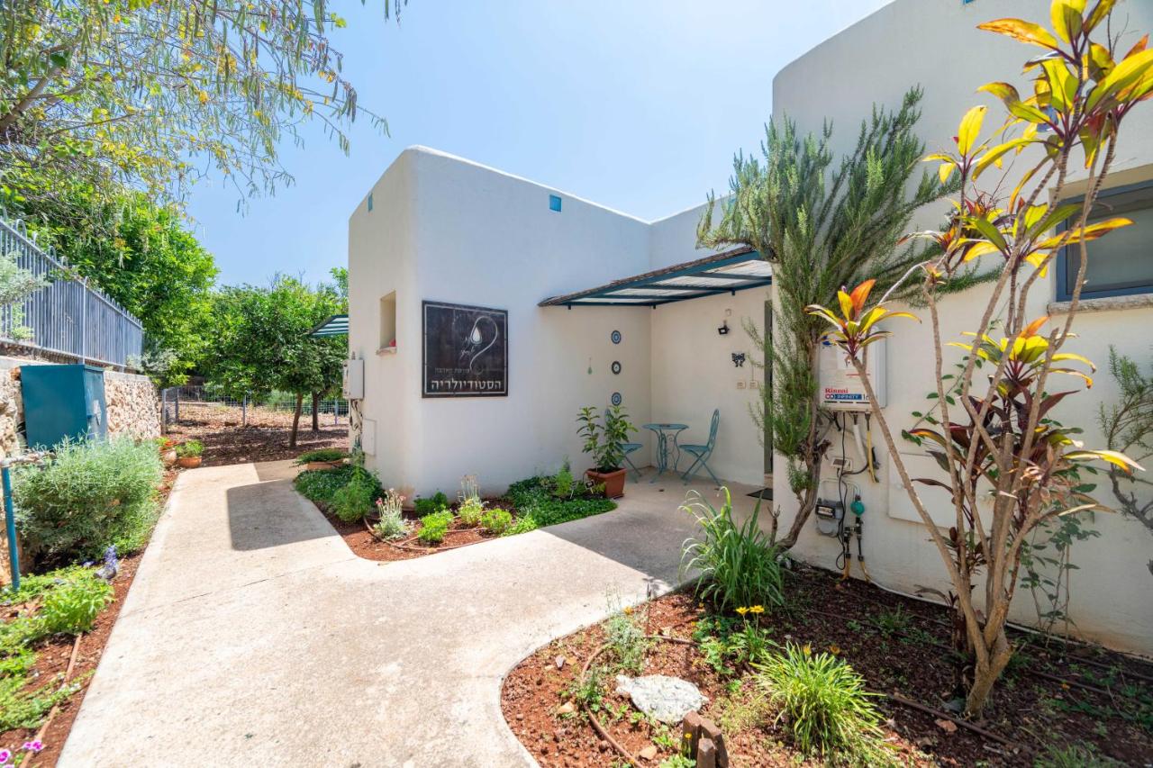 ענת וירון צימרים בגליל העליון - B&B Ma‘yan Barukh