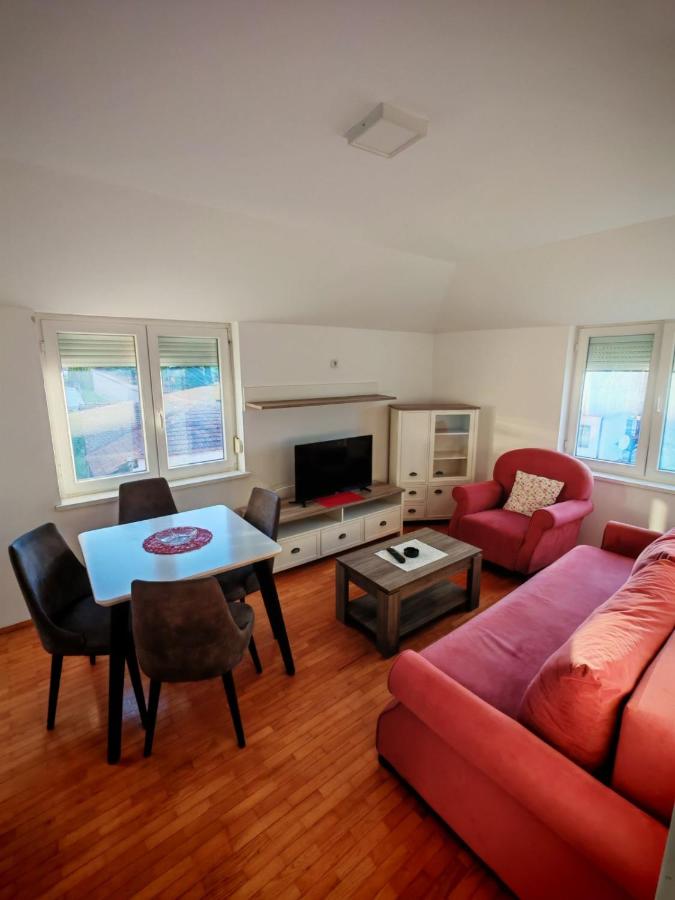 Apartman 9 - Dar Lux - Chambres d’hôtes Banja Koviljača