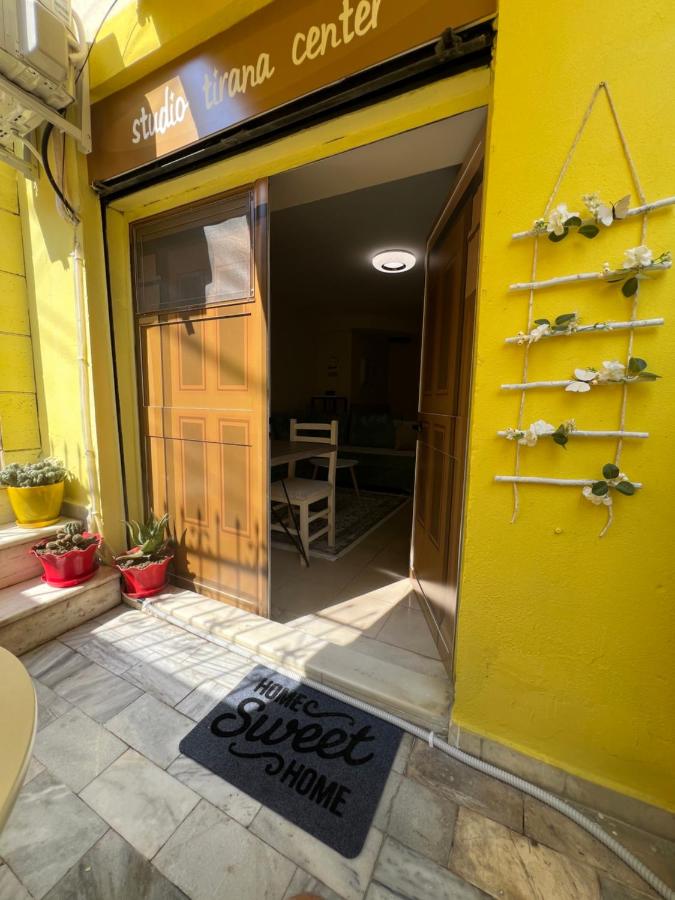 Studio Tirana Center - Bed and Breakfast Tirana