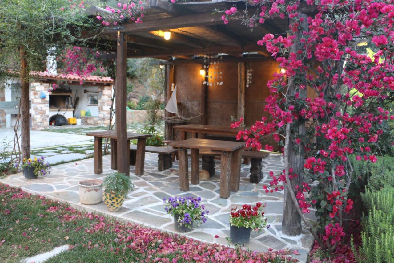 Naiades Villas - B&B Kárystos