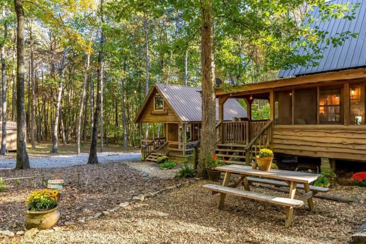 Falcon Lodge - hot tub fire pit & games - B&B Mentone