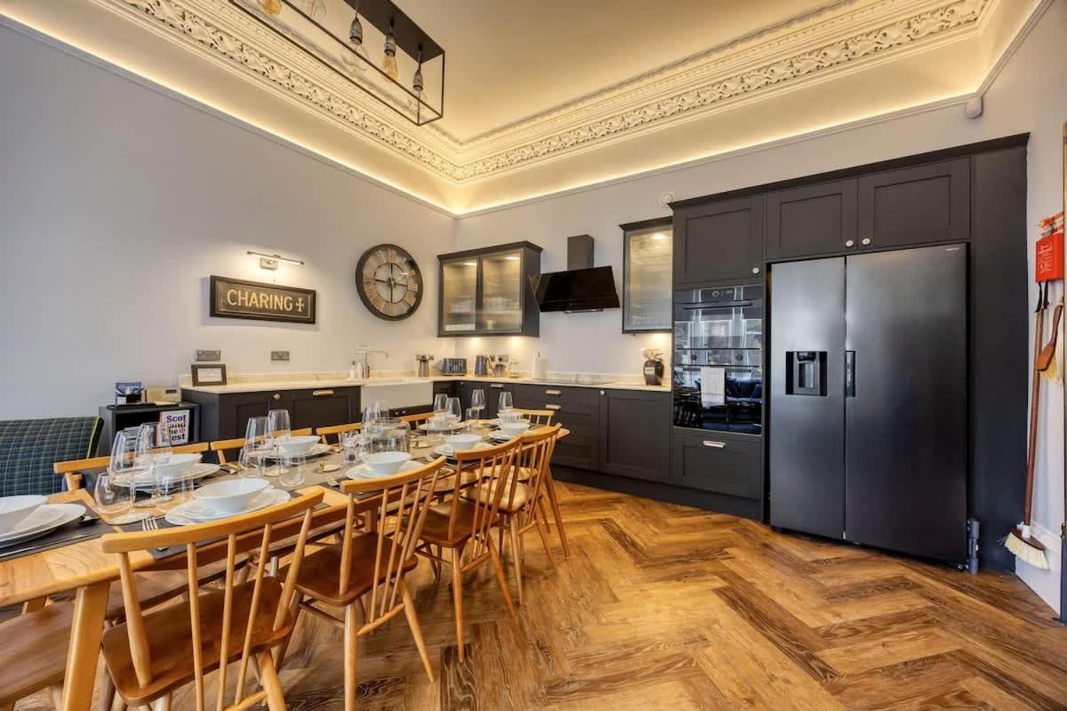 The Burnbank Experience - B&B Glasgow