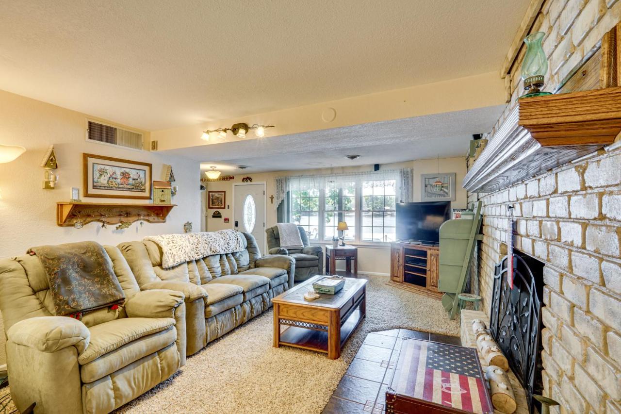 Lakefront & Dog-Friendly Gem in Gravois Mills - Ferienwohnung Gravois Mills
