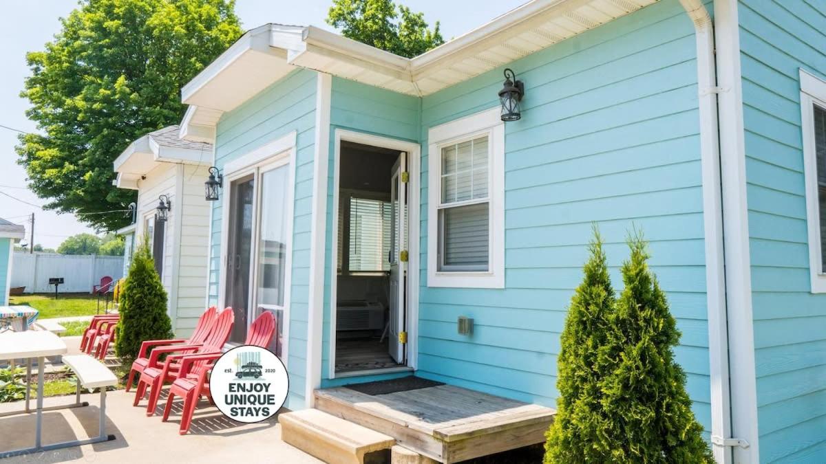 Sister Lake Cottages - Unit 7 - B&B