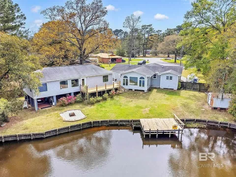 Tara's Riverfront Hideaway - B&B