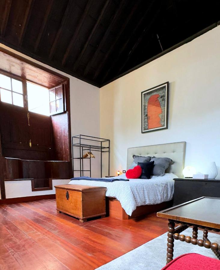 Caletn Suites - Charming Farmhouse Retreat in Garachico, Tenerife - B&B Garachico