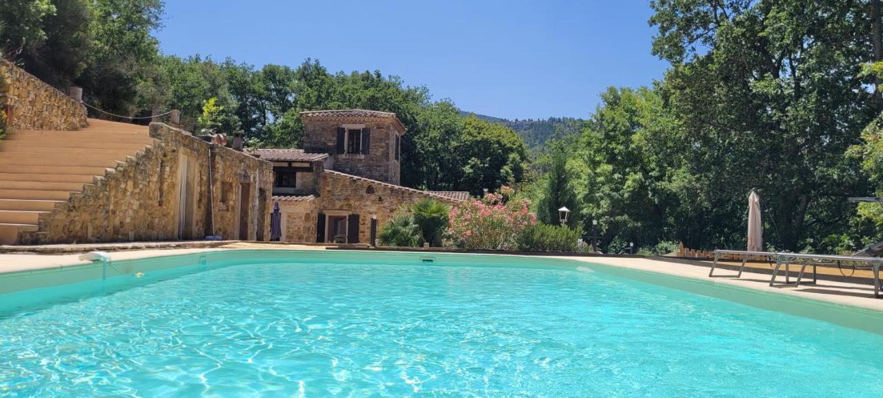 Magnifique Mas avec Piscine - La Bergerie du Razès - B&B Alet-les-Bains
