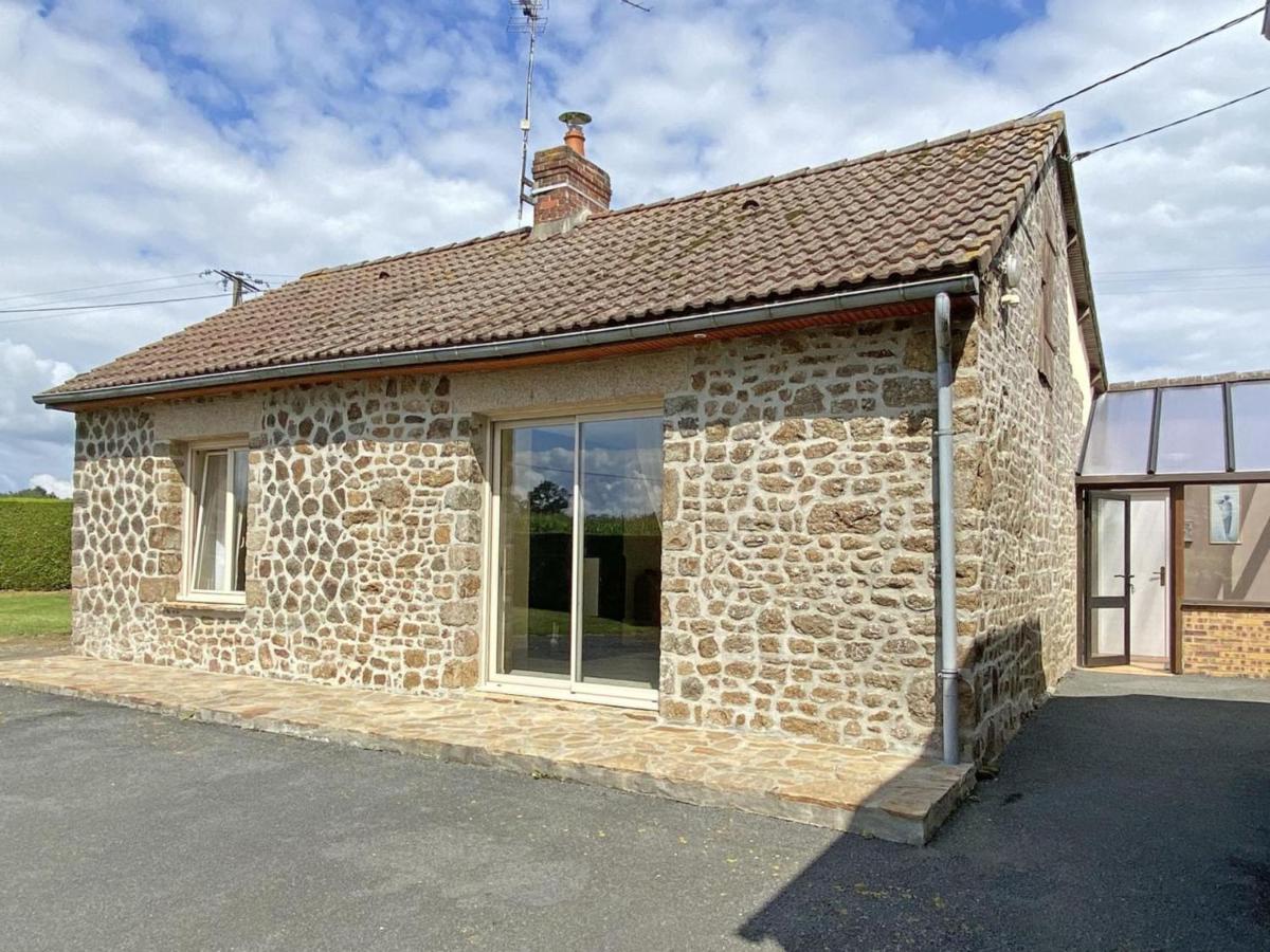 Maison granit avec jardin privatif, plain-pied, 2 chambres, tout inclus, proche loisirs et nature - FR-1-497-190 - Ferienwohnung Saint-Mars-d'Égrenne