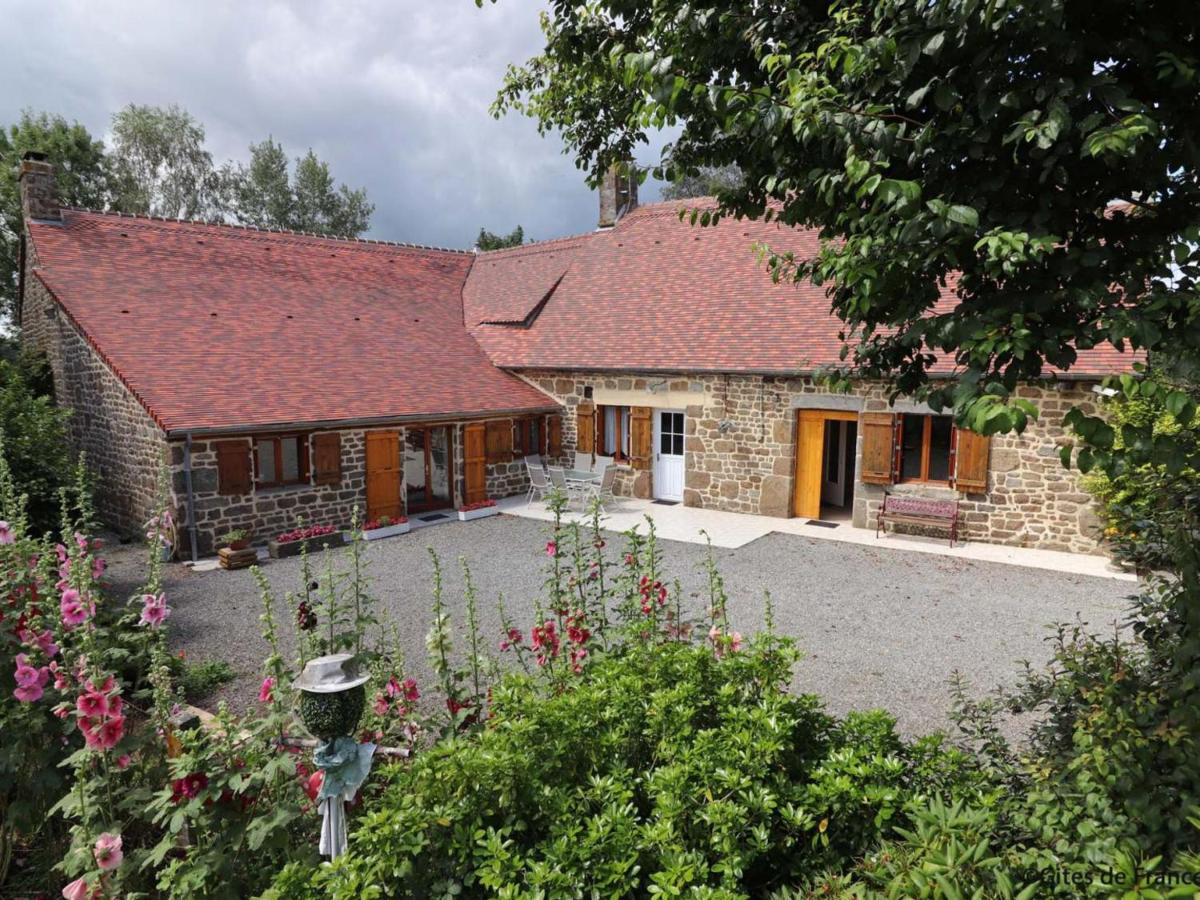 Maison de charme avec jardin, nature, cheminée, WiFi, proche manoirs et rivières tortueuses - FR-1-497-99 - B&B