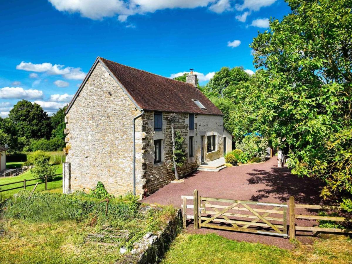 Maison campagne, rénovée 2020, jardin privé, internet rapide, équipements loisirs, Véhicules OK, animaux acceptés. - FR-1-497-133 - B&B