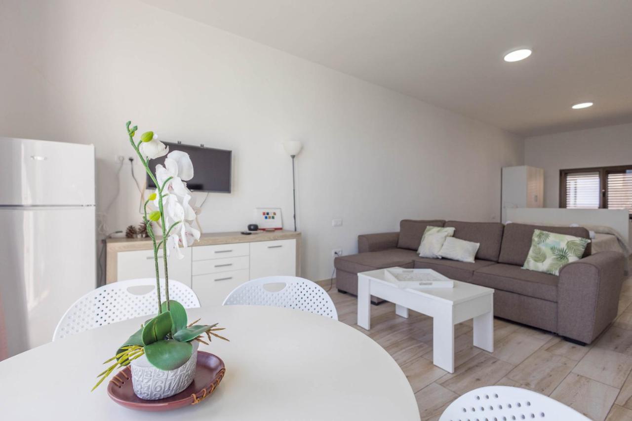 PentHouse Loft - Terrace & Natural Pool - B&B Gáldar