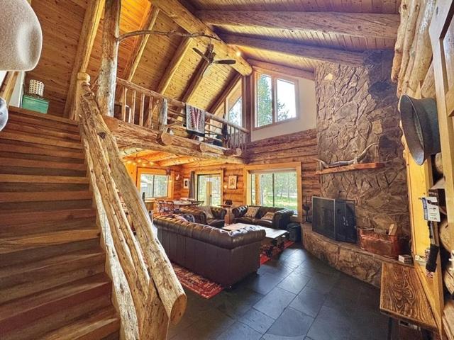 Sunriver Log Cabin - B&B Bend