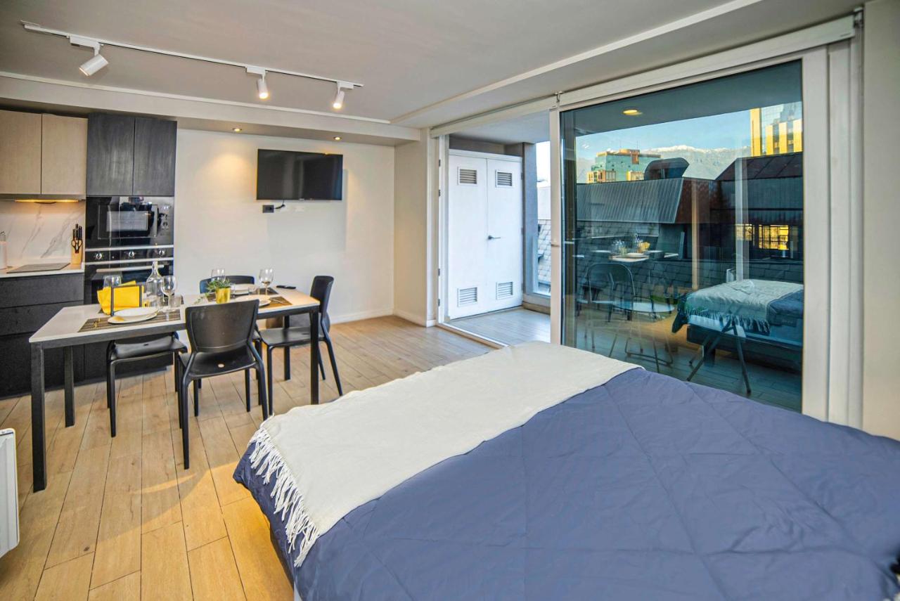 Tu escape exclusivo a pasos del Costanera - Chambres d’hôtes Santiago