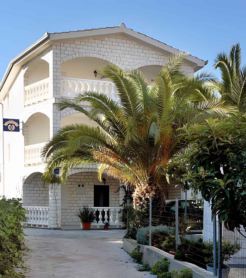 Apartment Rogoznica 1 - Ferienwohnung Rogoznica
