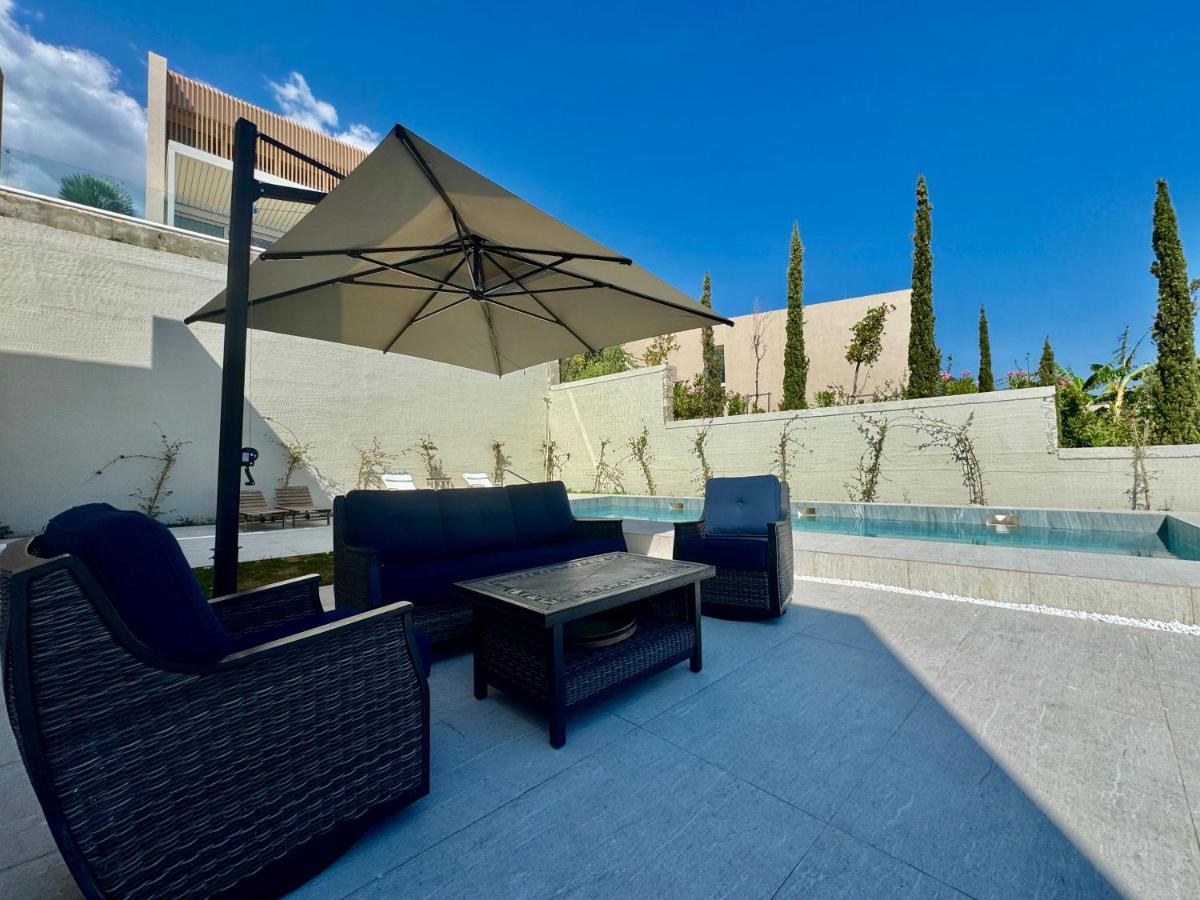 Elite Vila with Pool, Green Coast - Ferienwohnung Palasa