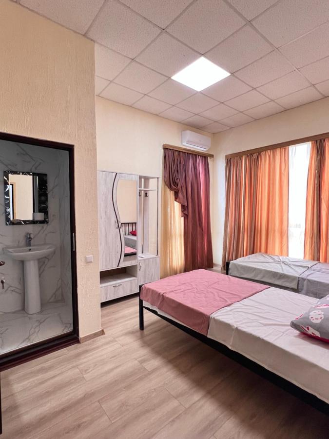 Doppel- oder Zweibettzimmer