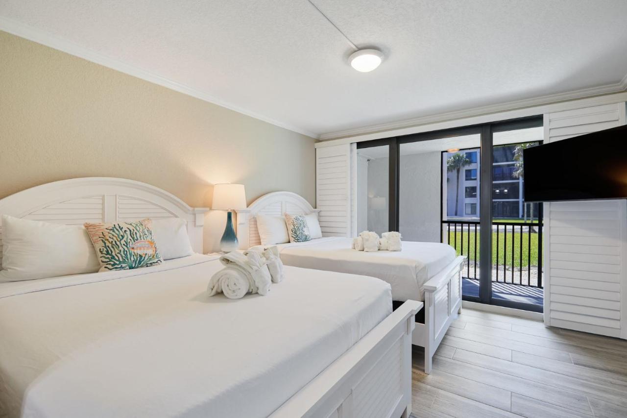 Sundial F106 - Garden View One Bedroom Residence with Balcony at Sundial Sanibel - Chambres d'hôtes Sanibel