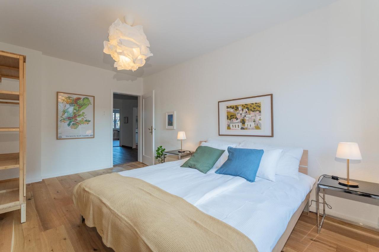 Apartamento de 2 dormitorios con balcón