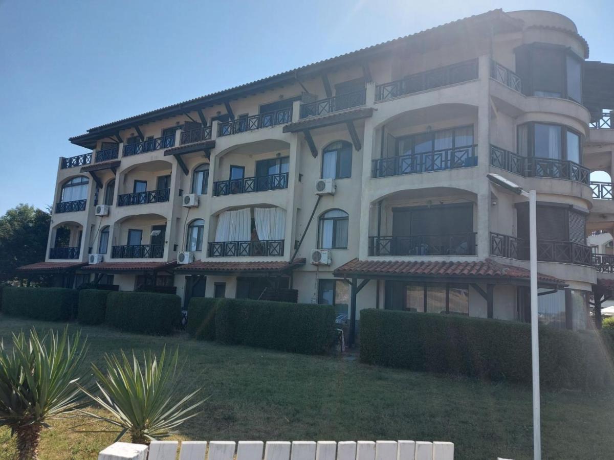 Lozenets Oasis Beach Home Four - B&B