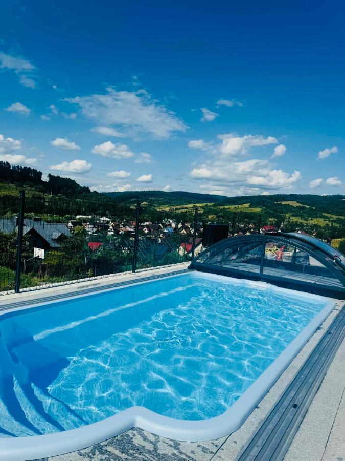 Apartament Krynica-Zdrój - Powroźnik - Dom na wzgórzu- House on the hill z basenem - B&B