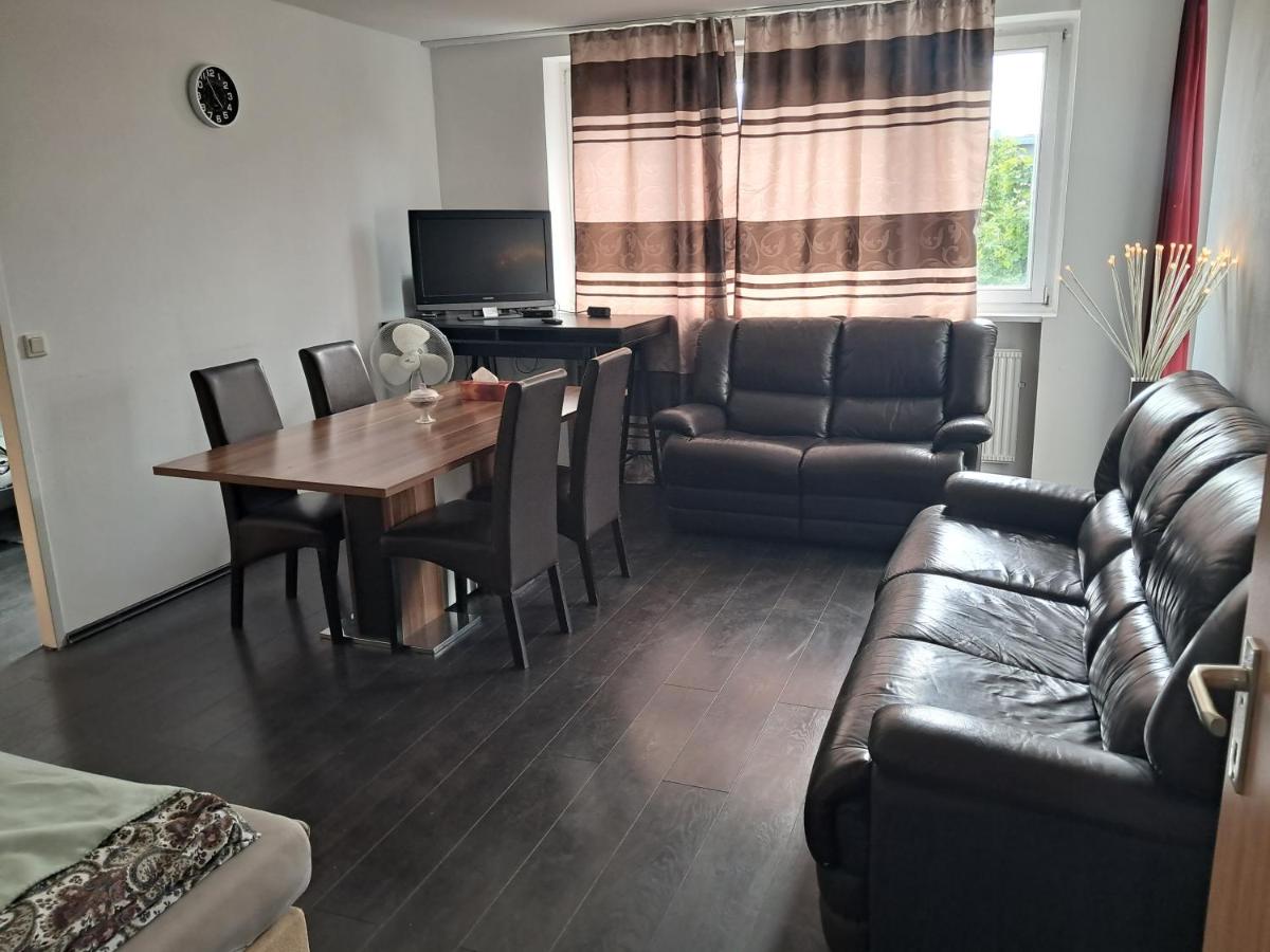 Nice to live - Bed and Breakfast Neuss