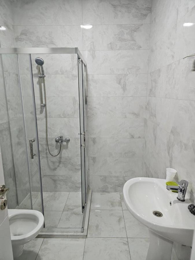 Classic One-Bedroom Apartment with King Bed