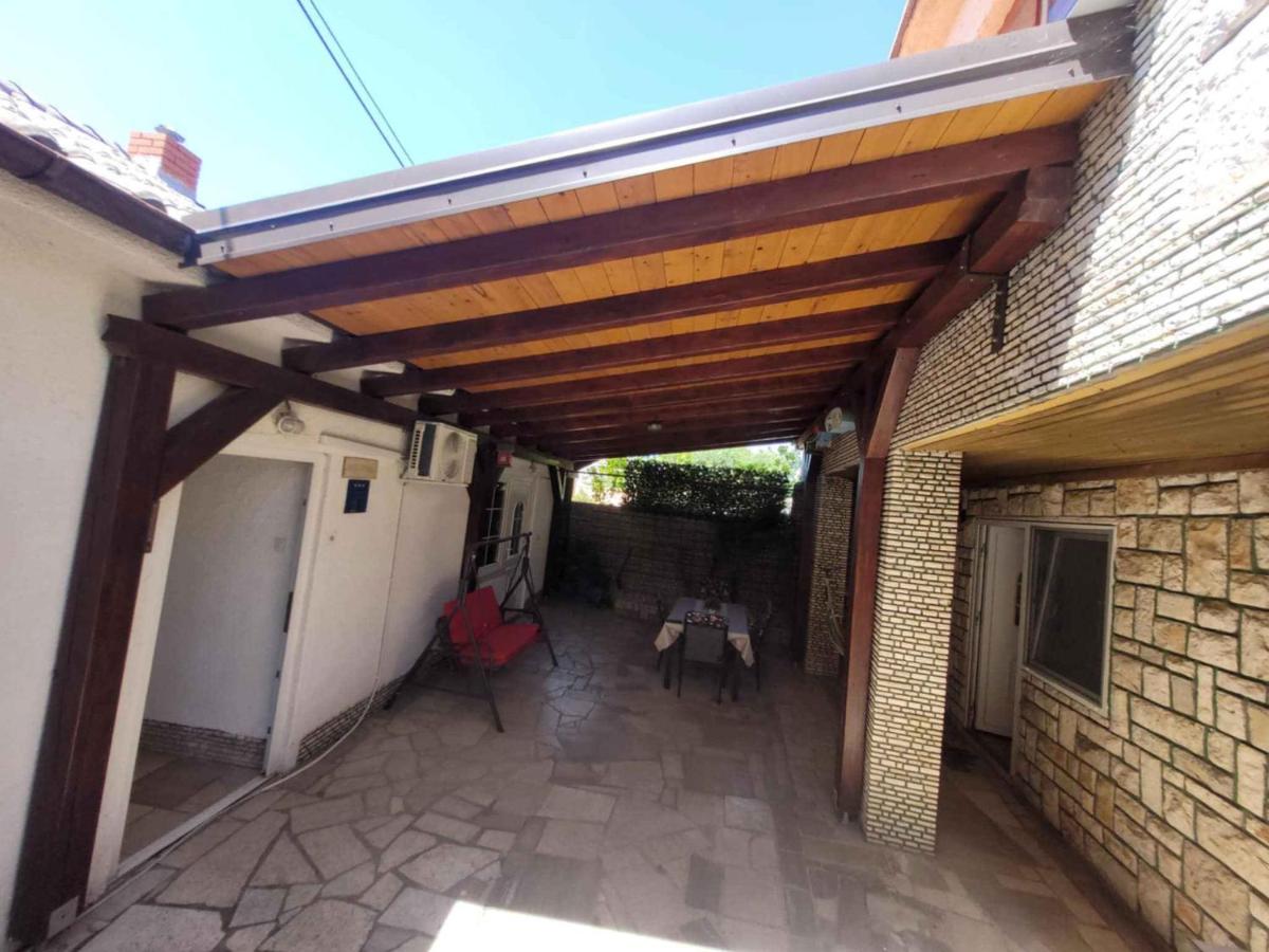 Apartment in Novi Vinodolski 15381 - B&B
