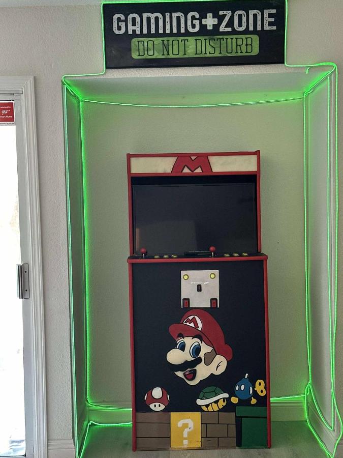 Elegant Retreat- Sleep 10-Boho Dome Lounge-Hot Tub-Games-Golf-Serene Getaway - B&B Sacramento