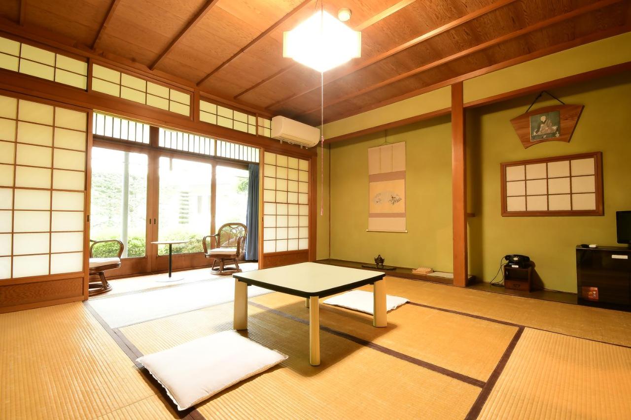 Familienzimmer in japanischem Stil mit eigenem WC