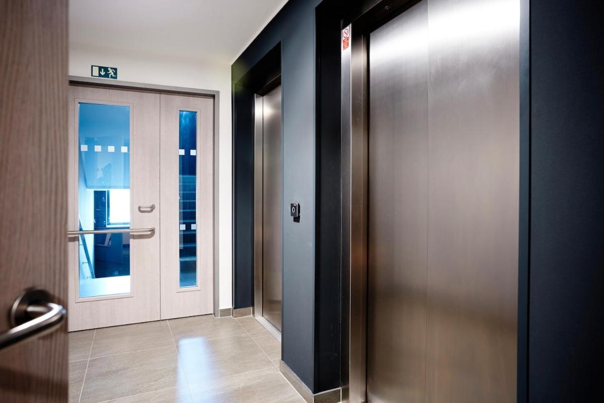 Útulný moderní byt s terasou - B&B Prague