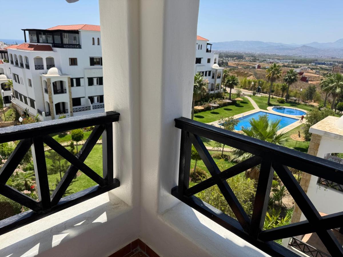 Appartement climatisé vue piscine - Lilacs garden CaboNegro - Chambres d'hôtes Cap Negro I