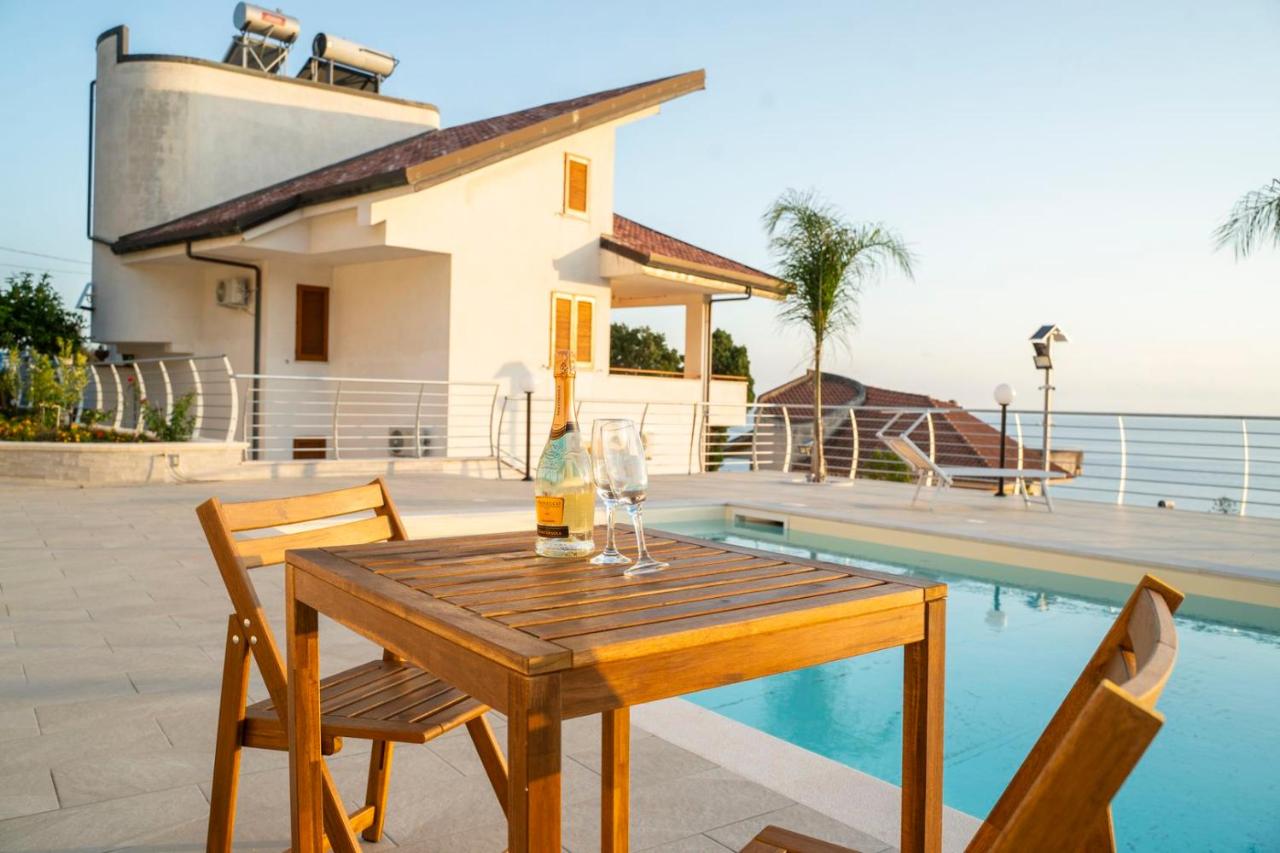 Villa Acquamarina with pool and sea view - 300 meters from the beach - Ferienwohnung Santa Maria di Ricadi